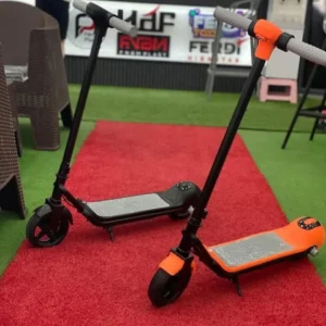 🛴 Trottinette كهربائي ذكي RUNWAY – المرح والأمان لأطفالك!