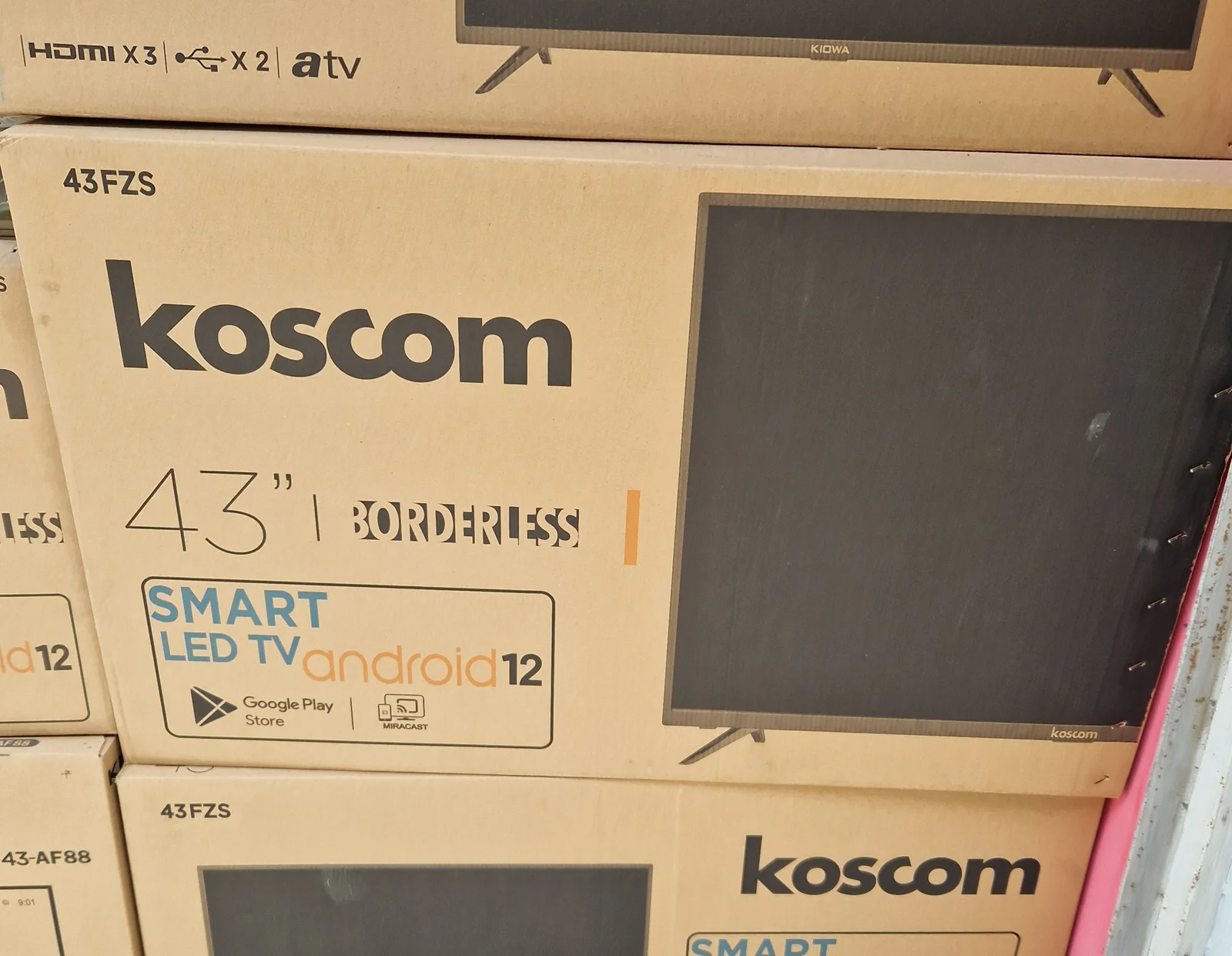 تلفاز Koscom 43 بوصة Smart – Android 14، Frameless، HD